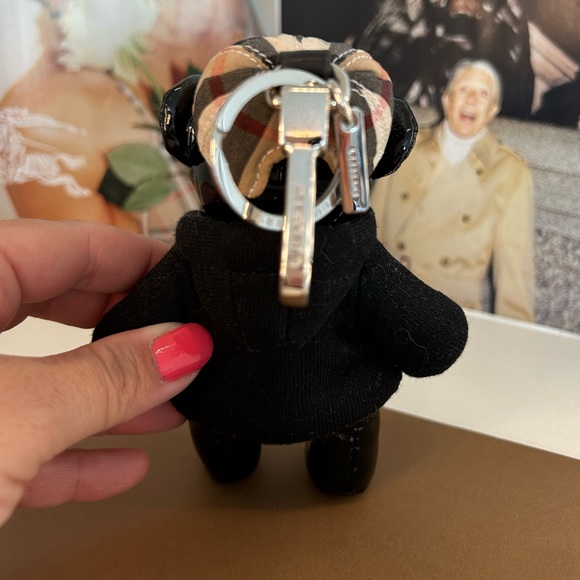 NWOT BURBERRY Thomas Bear “Kingdom” Bag Charm Keychain 100% Authentic - Picture 9 of 11